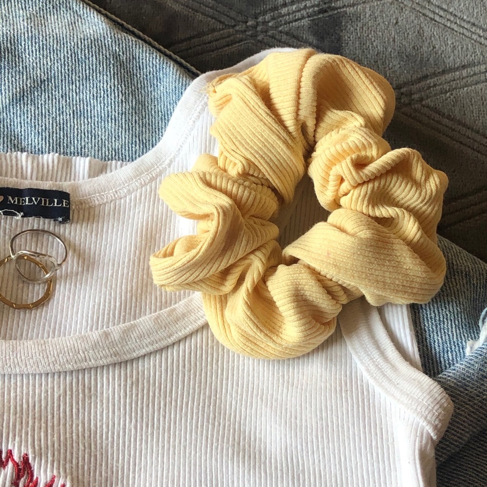Brandy Melville Outfit Bundle - Picture 3 of 4